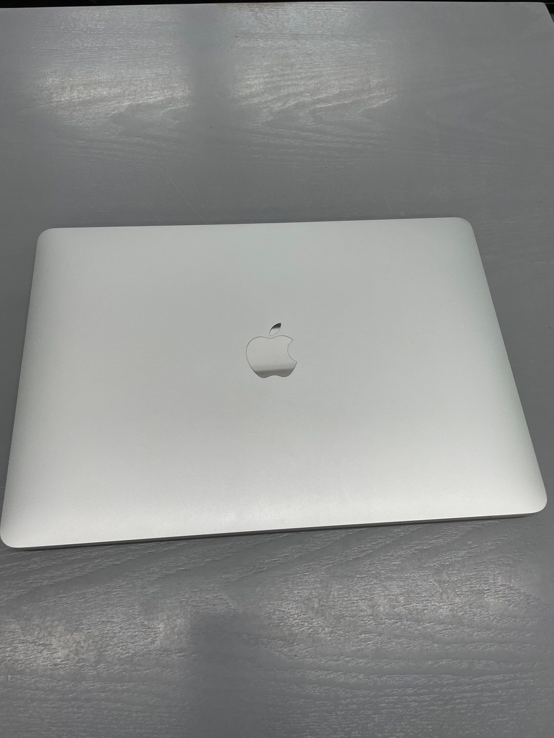 二手 2020 MacBook M1 Air 13吋 256G 銀