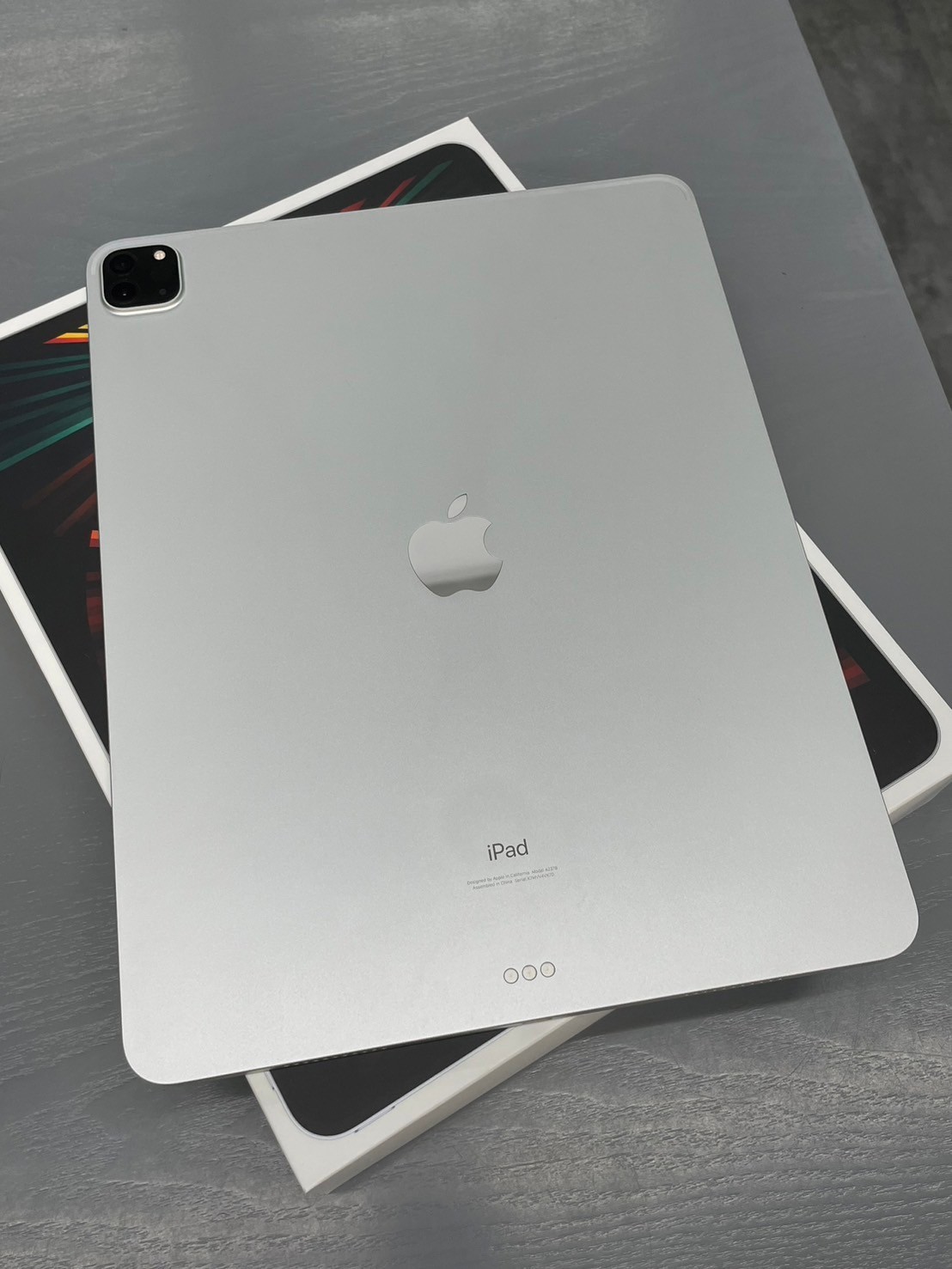 二手 2021 IPAD PRO 第五代 12.9吋 256G 銀 